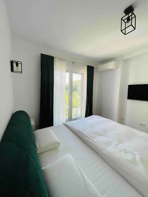 Nice One Bedroom Apt S Bucharest Apartment